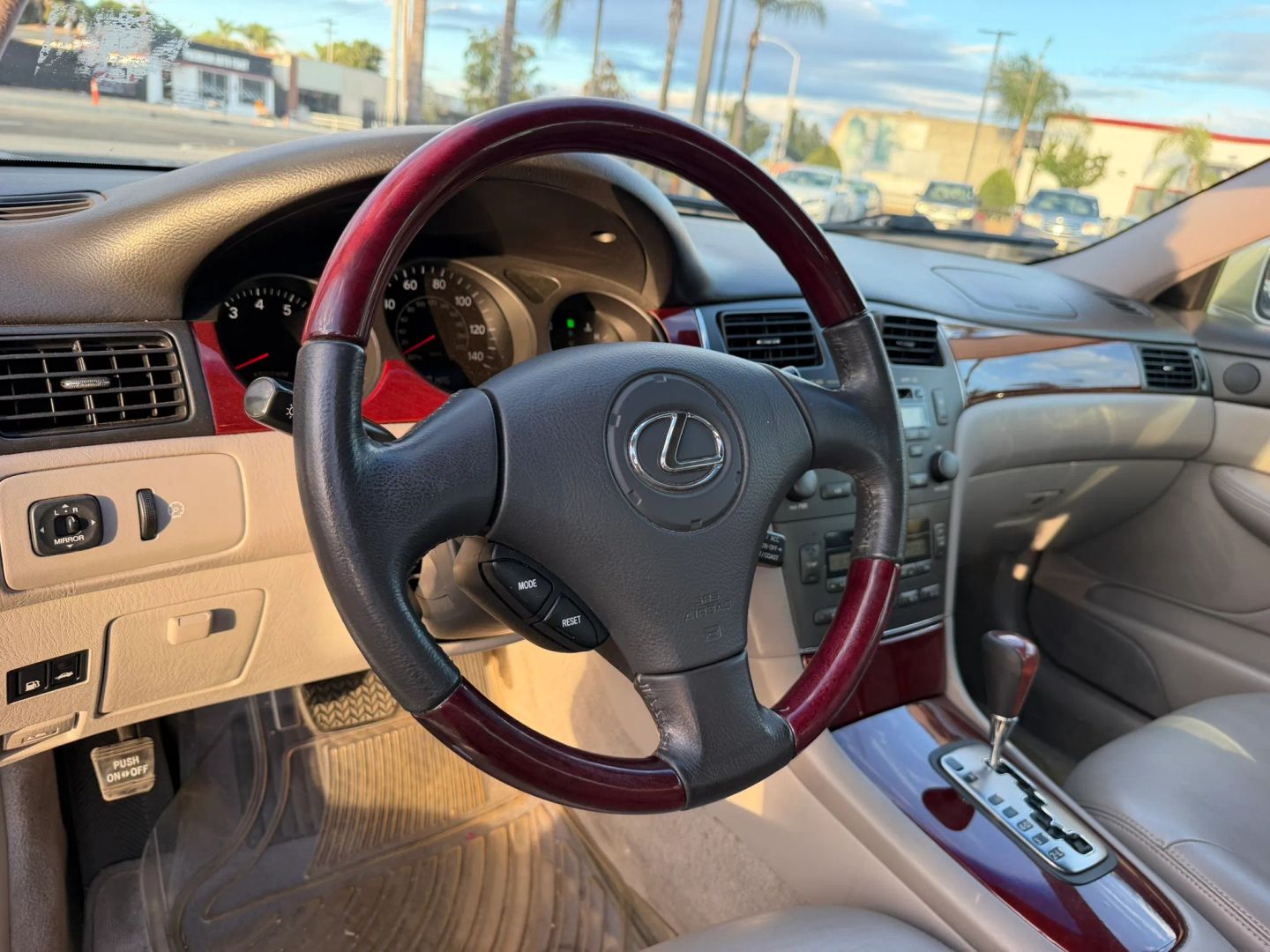 Photo 11 of this Lexus ES 300