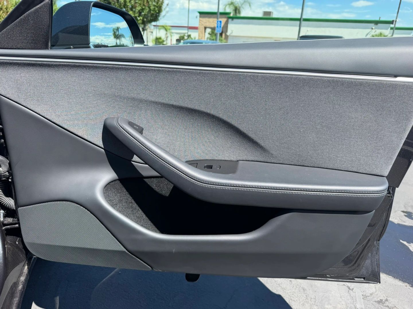 Photo 16 of this Tesla Model 3