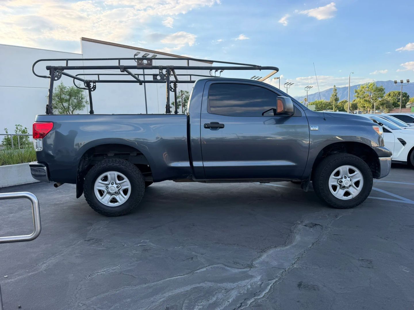 Photo 4 of this Toyota Tundra 2WD Truck
