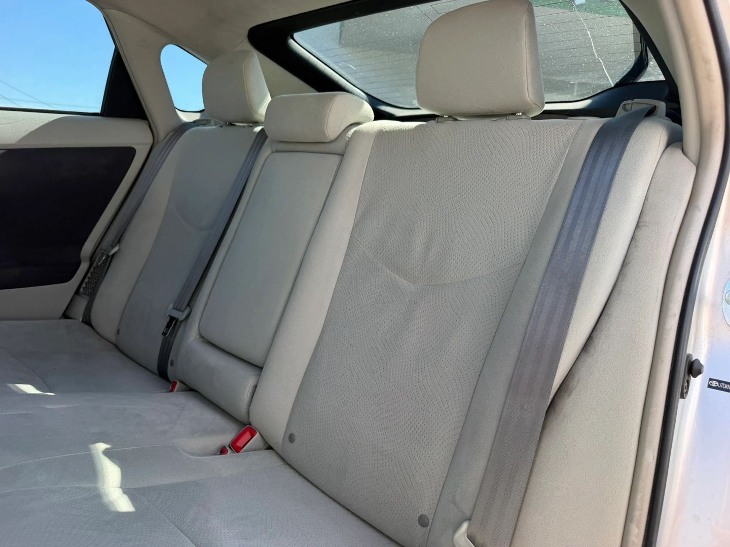 Photo 13 of this Toyota Prius