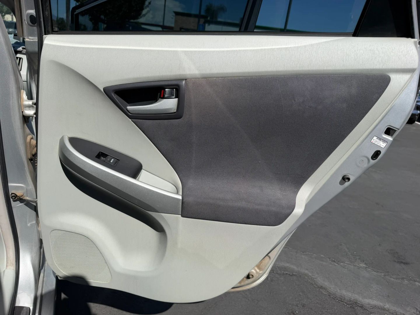 Photo 17 of this Toyota Prius