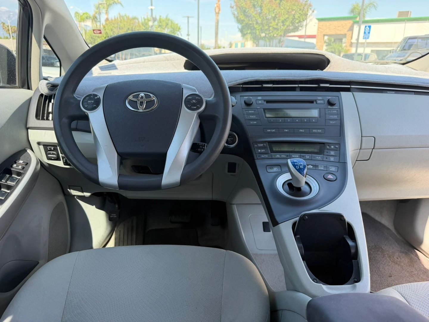 Photo 19 of this Toyota Prius