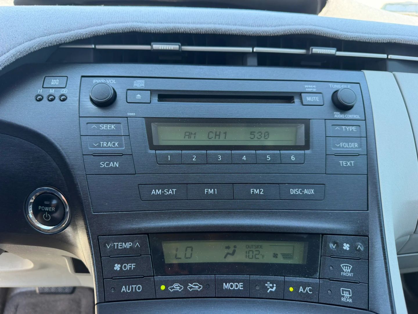 Photo 23 of this Toyota Prius
