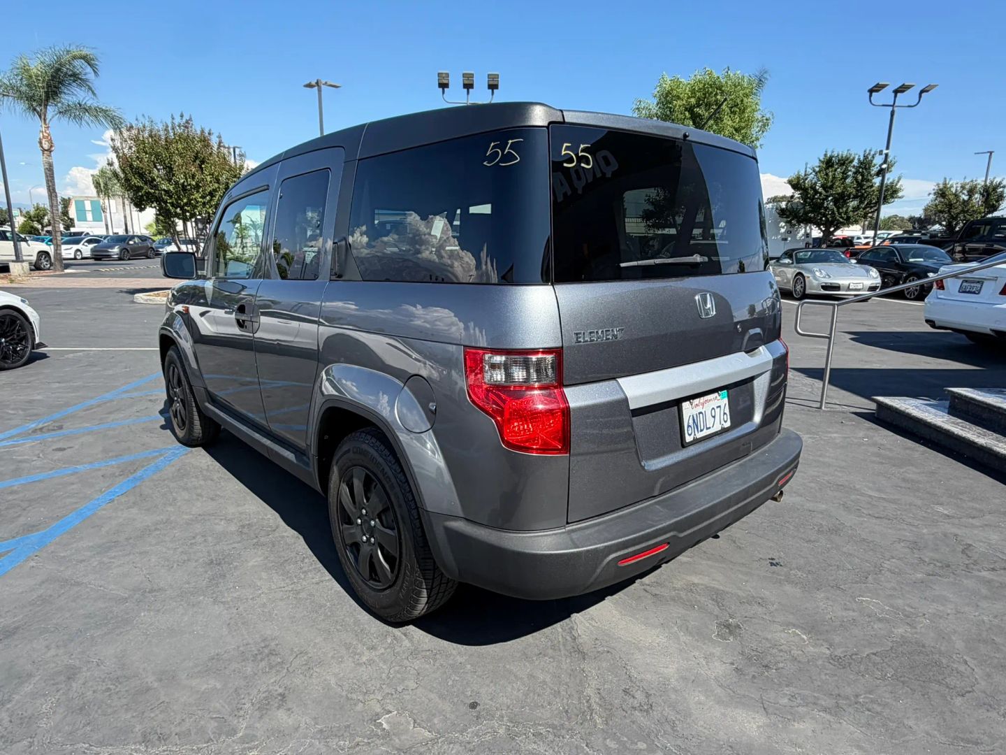 Photo 8 of this Honda Element