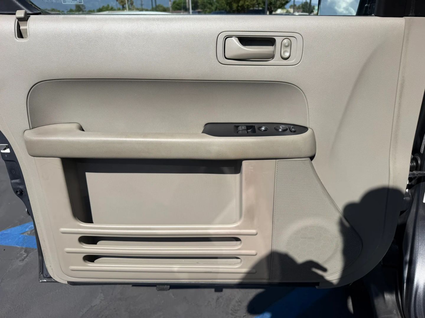 Photo 9 of this Honda Element