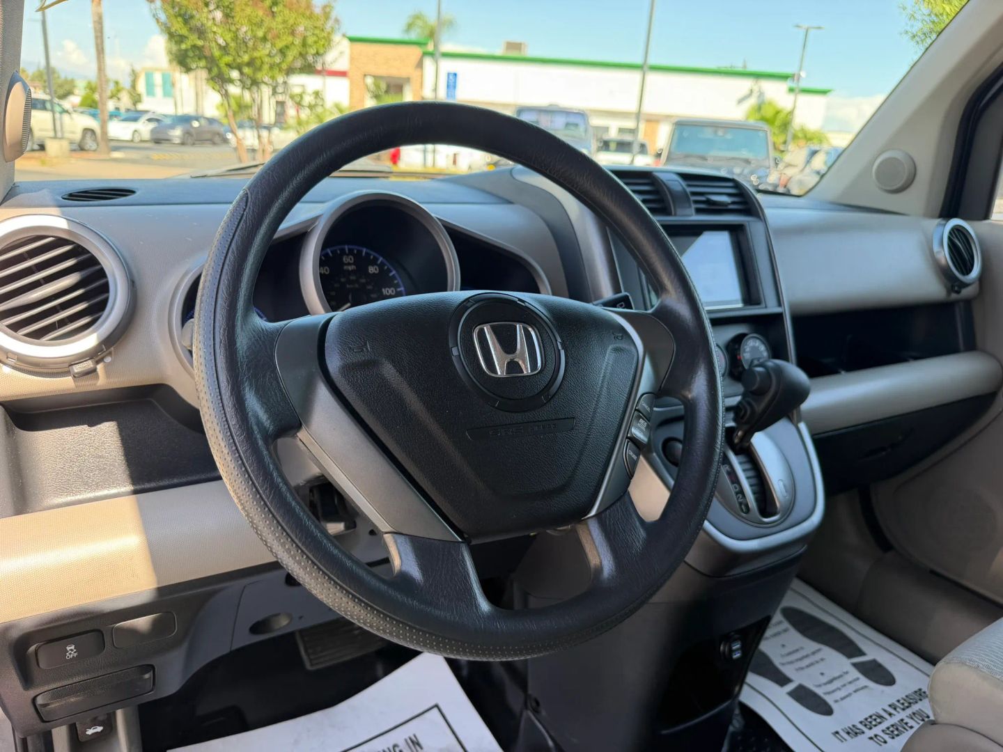 Photo 11 of this Honda Element