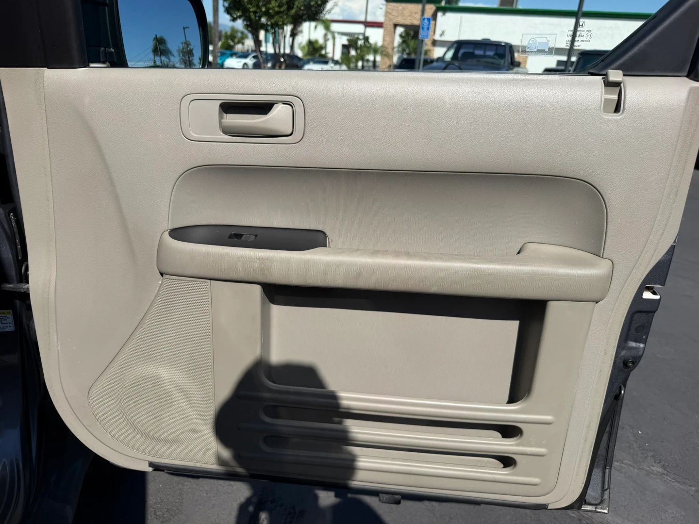 Photo 15 of this Honda Element