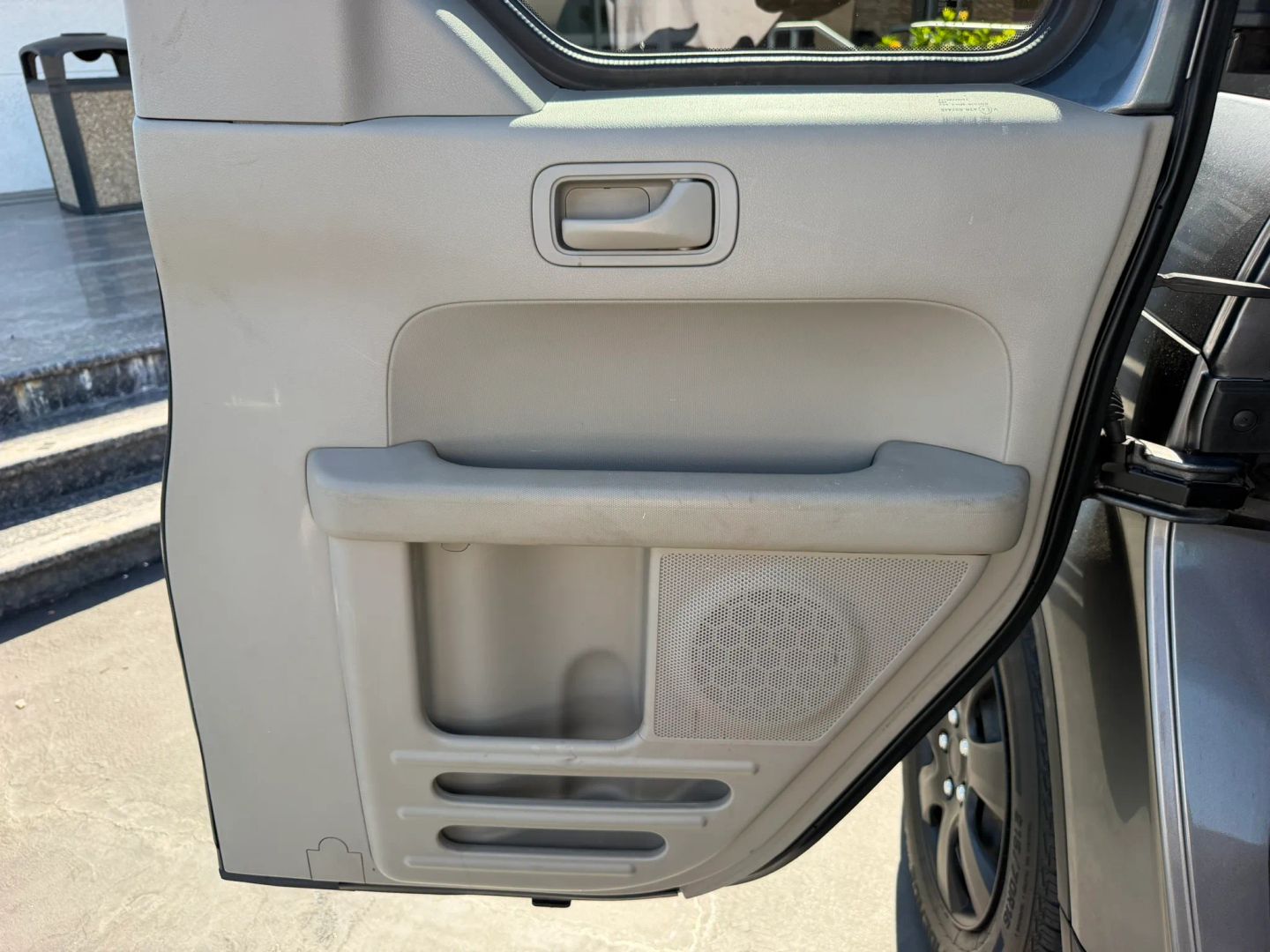 Photo 17 of this Honda Element