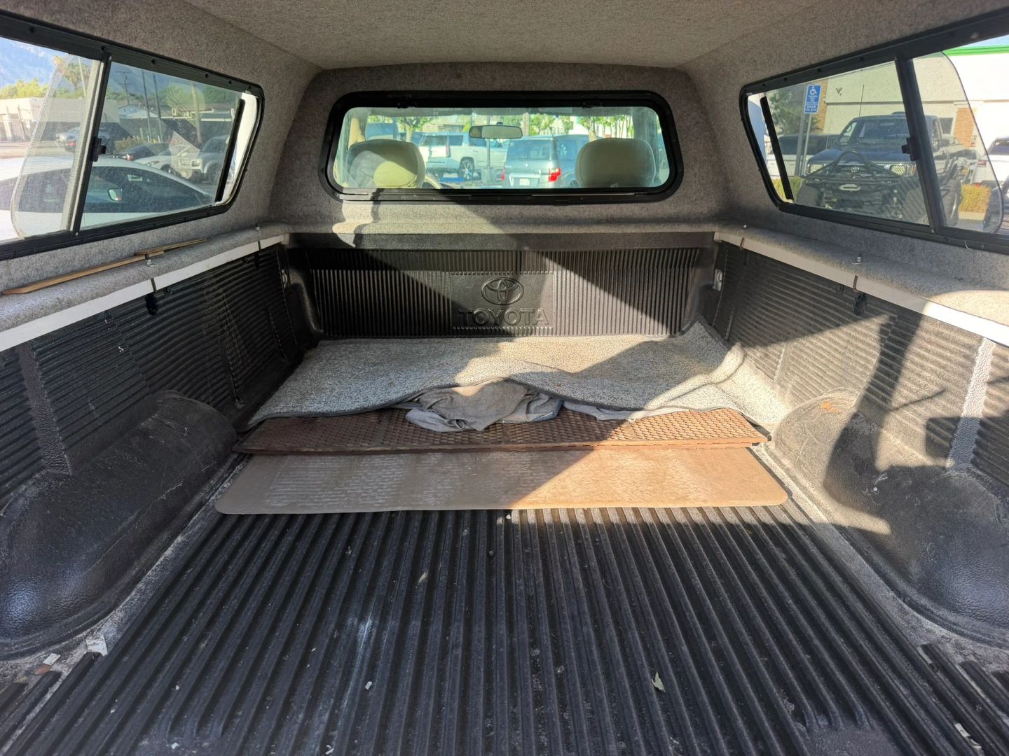Photo 12 of this Toyota Tundra
