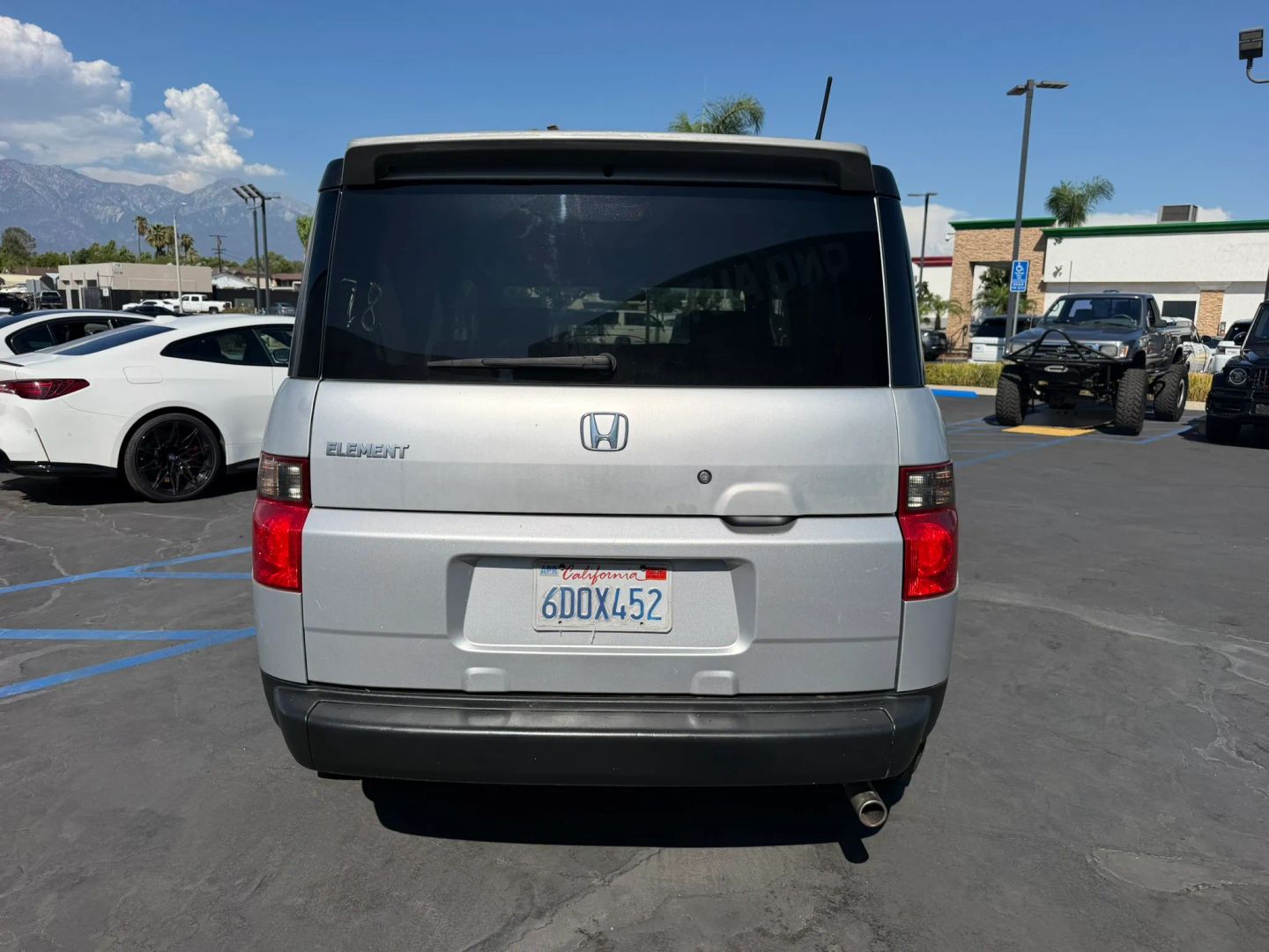 Photo 7 of this Honda Element