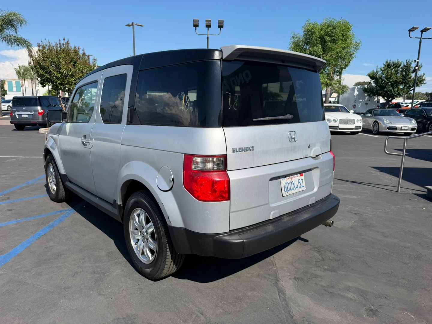 Photo 8 of this Honda Element