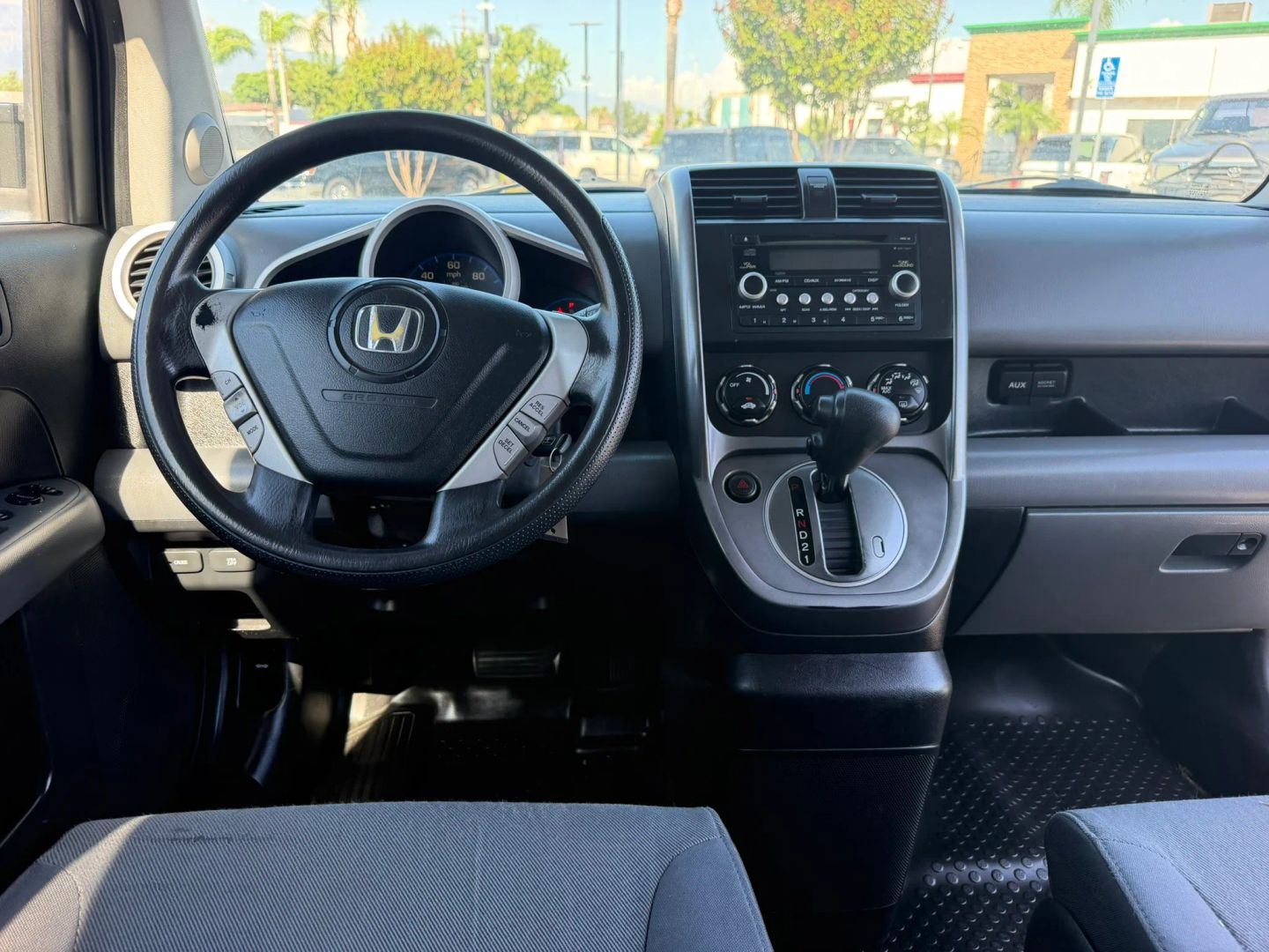 Photo 19 of this Honda Element