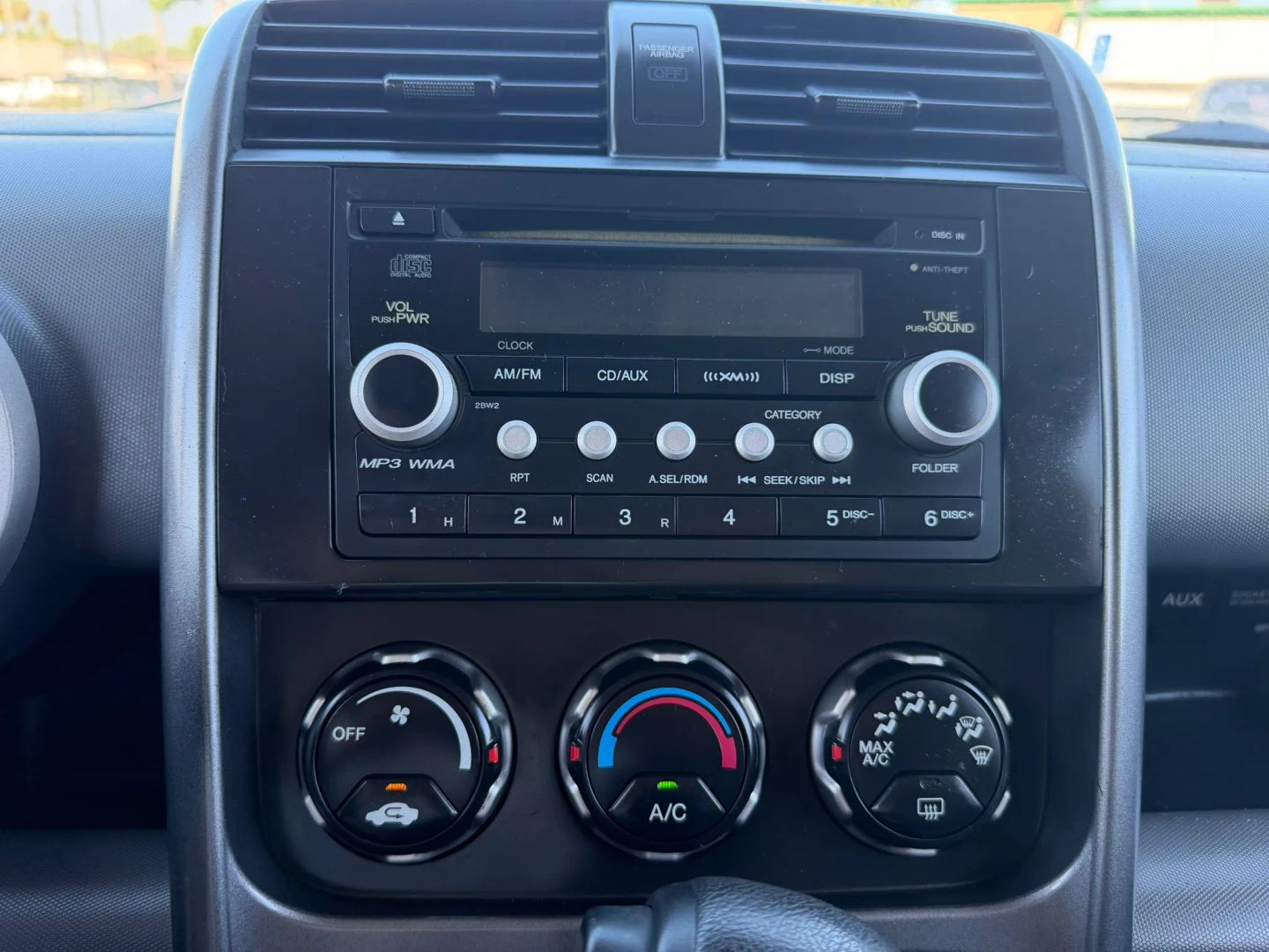 Photo 24 of this Honda Element