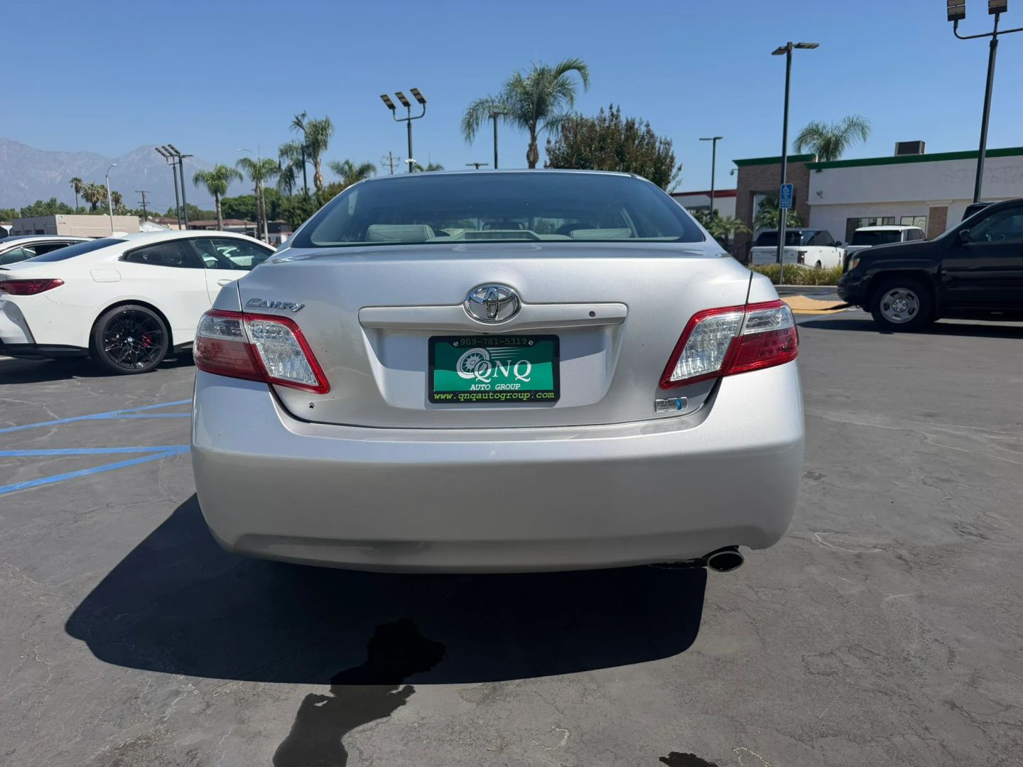 Photo 7 of this Toyota Camry Hybrid