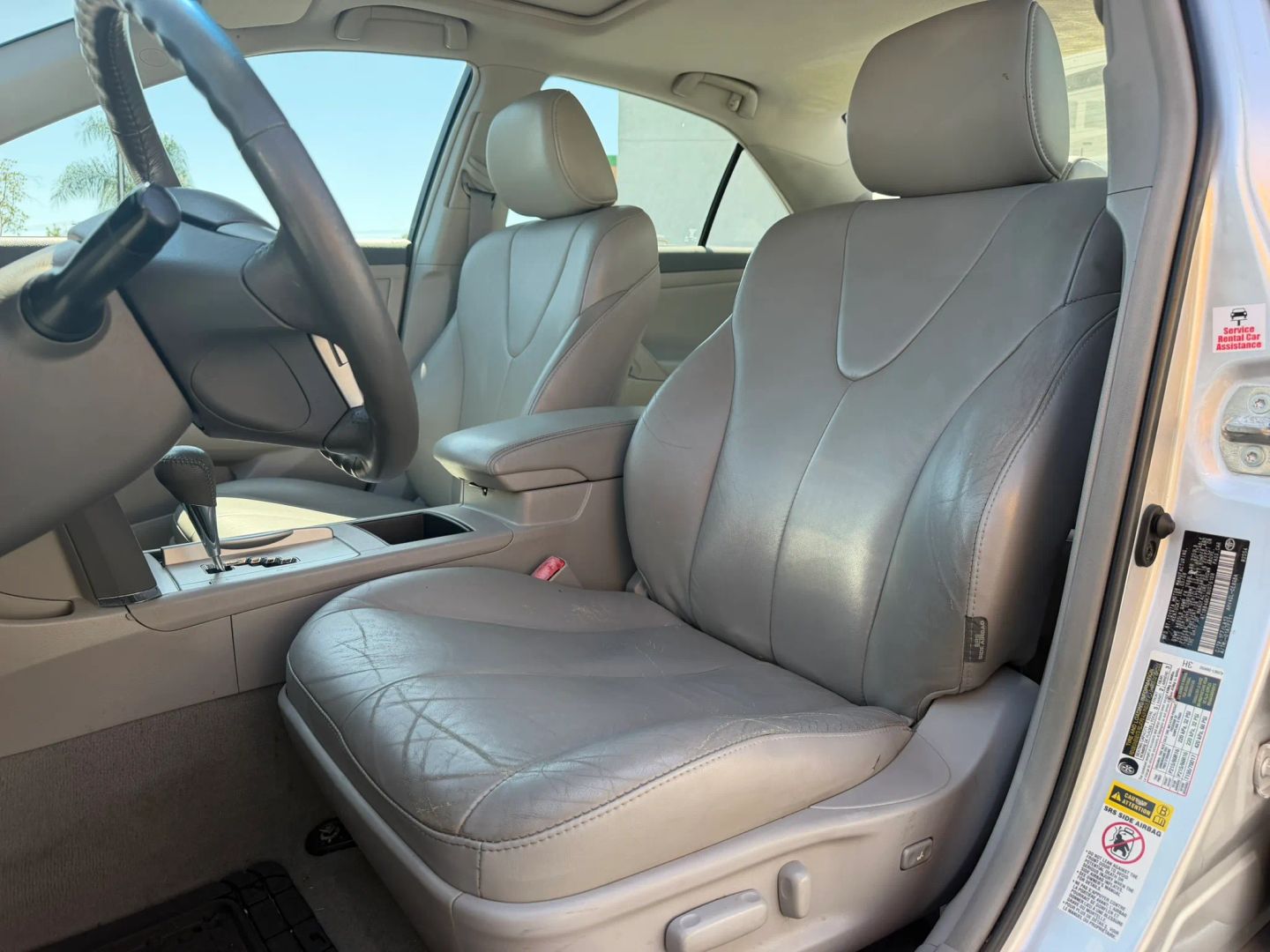 Photo 10 of this Toyota Camry Hybrid