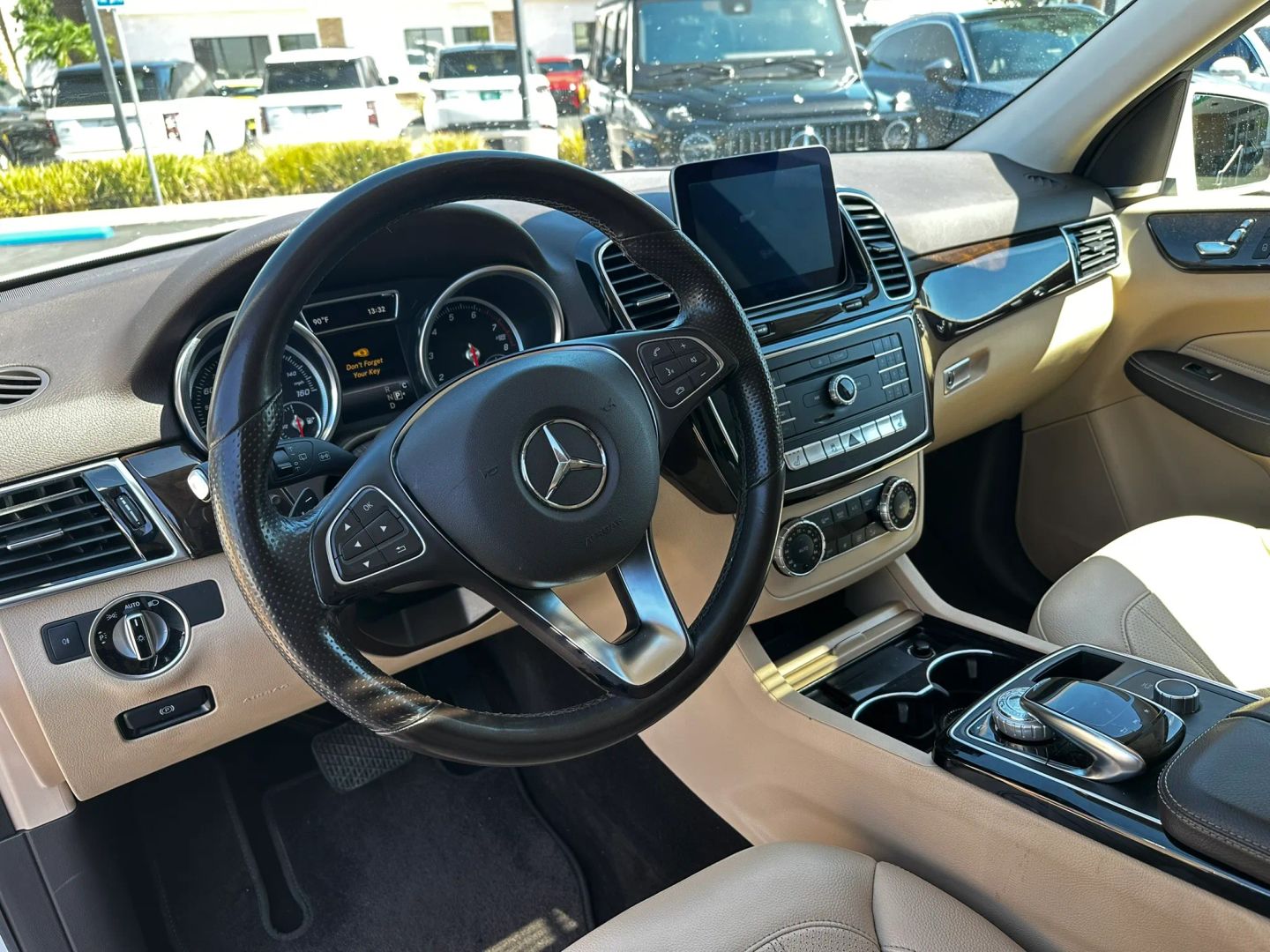 Photo 10 of this Mercedes-Benz GLE 350