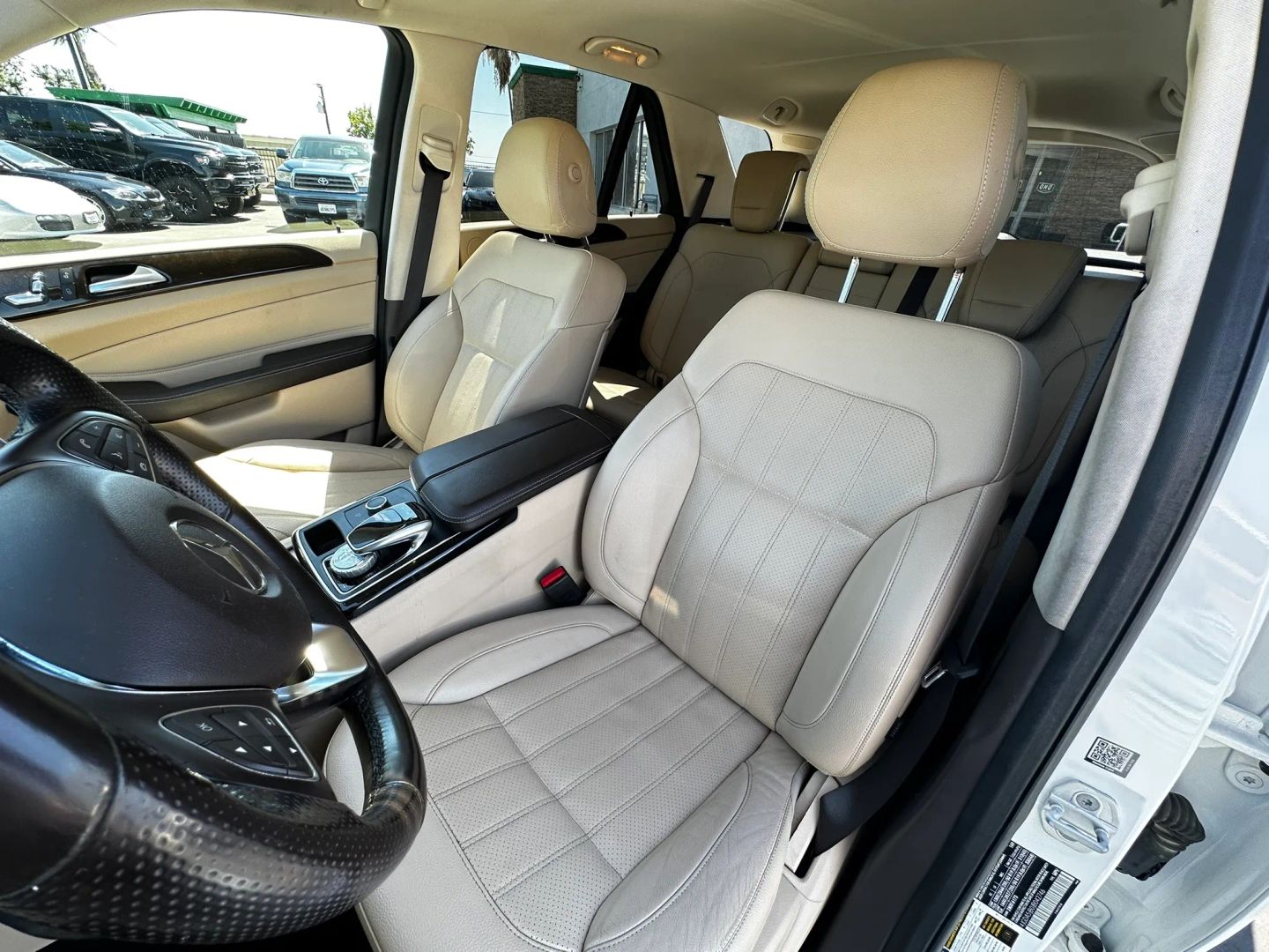 Photo 11 of this Mercedes-Benz GLE 350