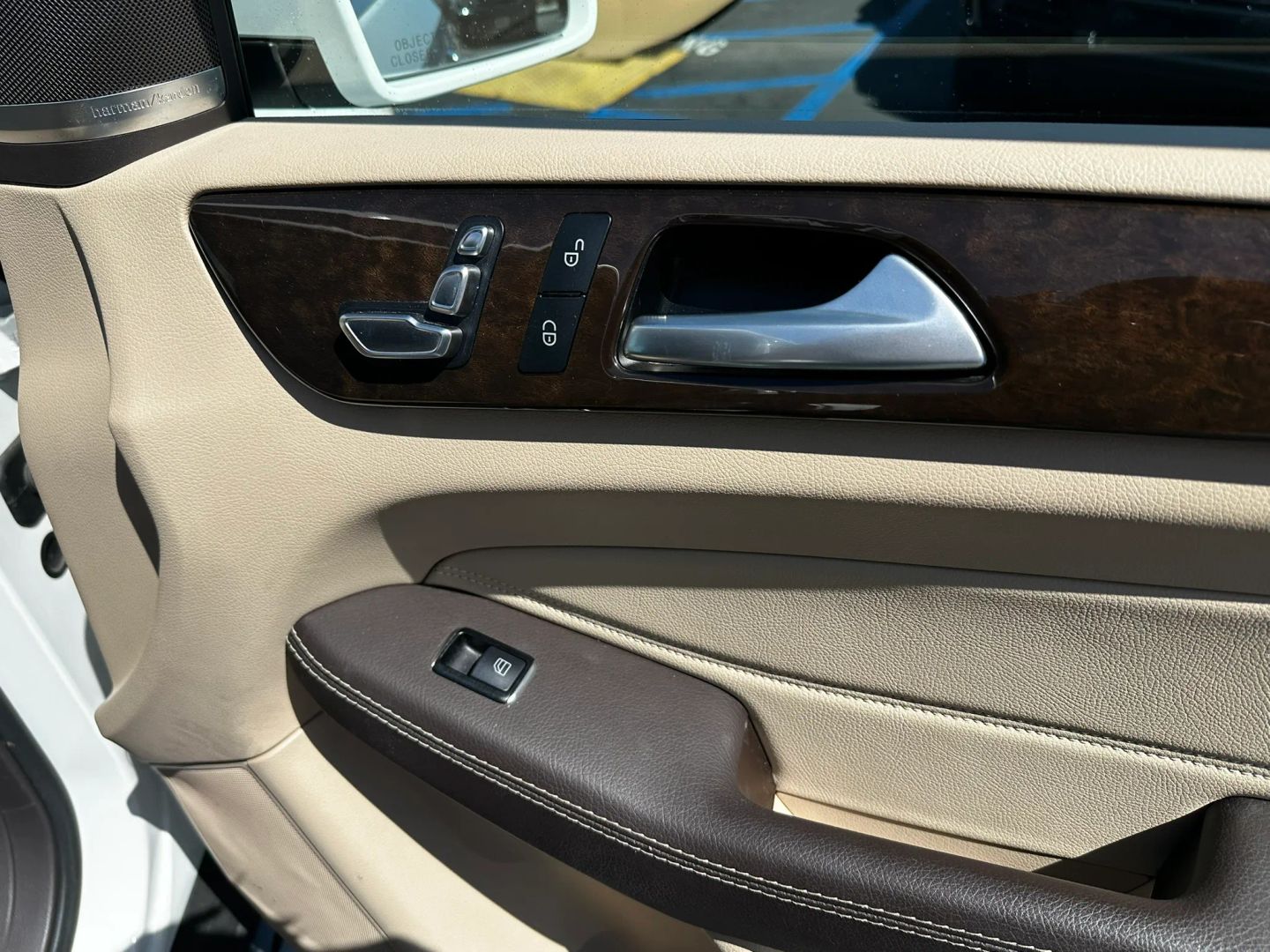 Photo 15 of this Mercedes-Benz GLE 350
