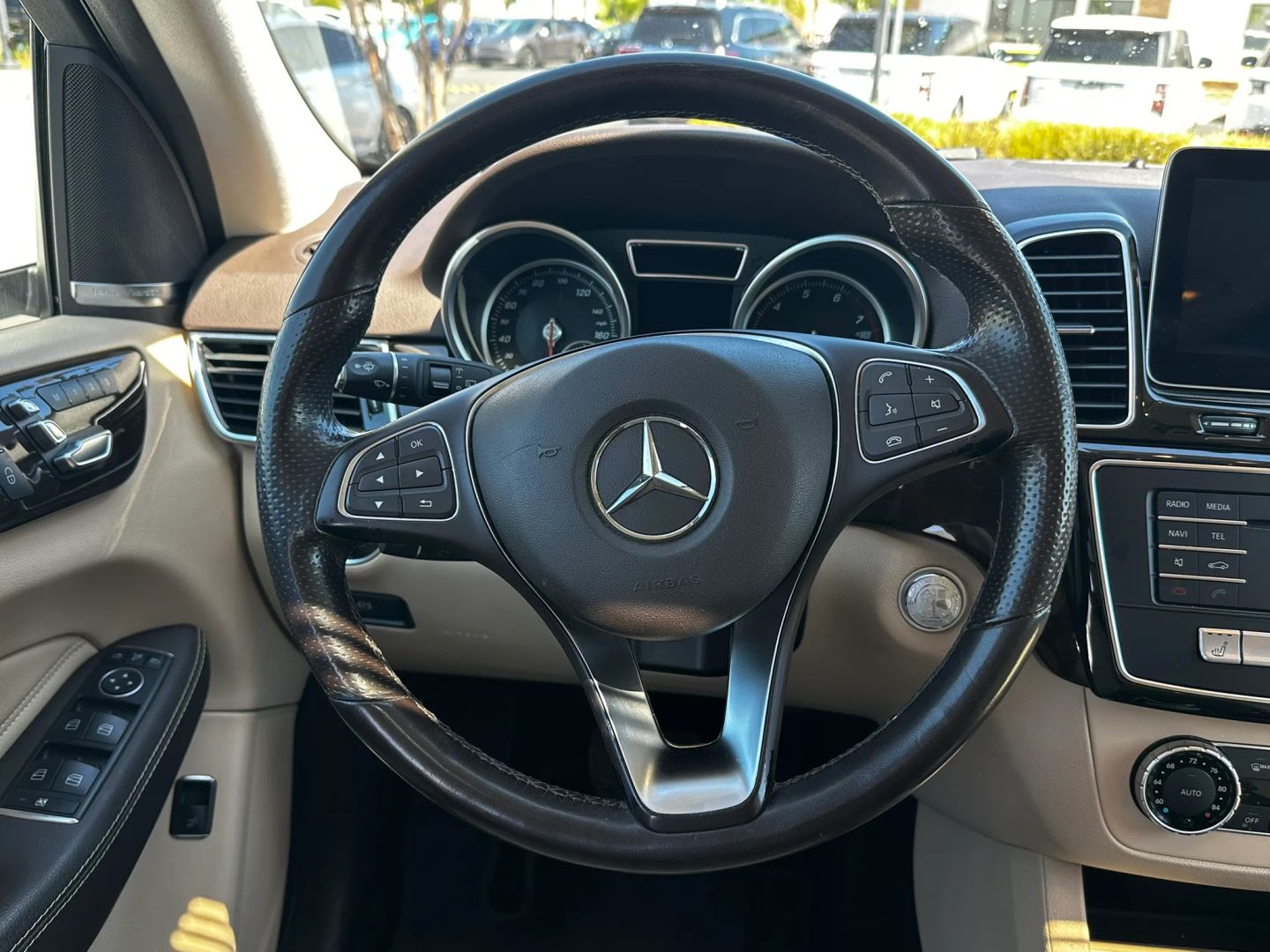 Photo 20 of this Mercedes-Benz GLE 350