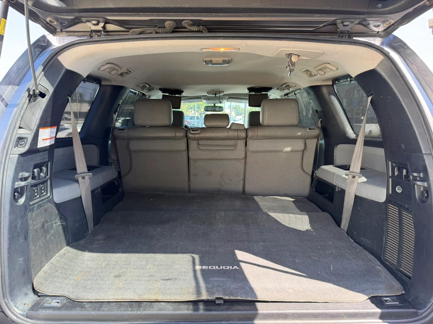 Photo 16 of this Toyota Sequoia