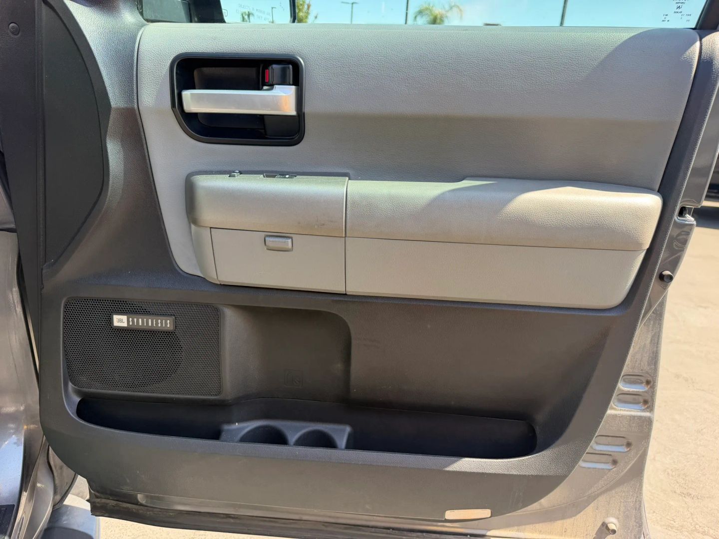 Photo 17 of this Toyota Sequoia
