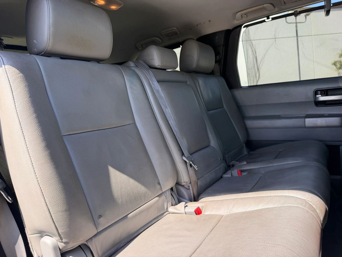 Photo 20 of this Toyota Sequoia