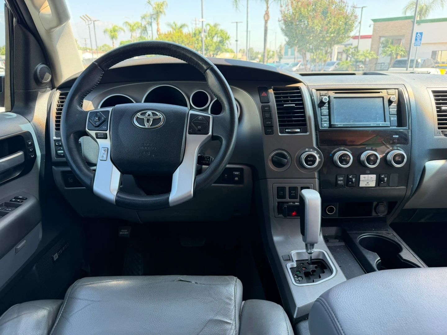 Photo 23 of this Toyota Sequoia