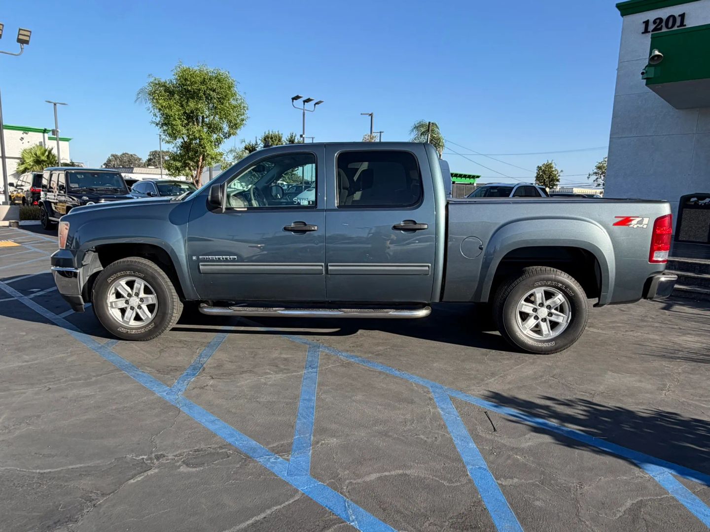 Photo 5 of this GMC Sierra 1500