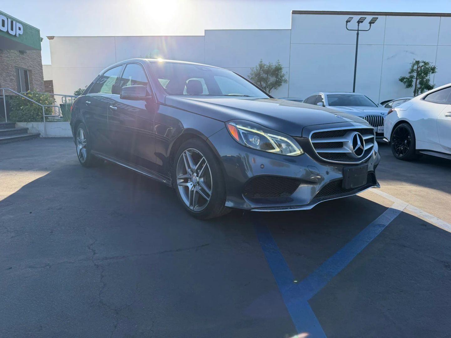 Photo 3 of this Mercedes-Benz E 350
