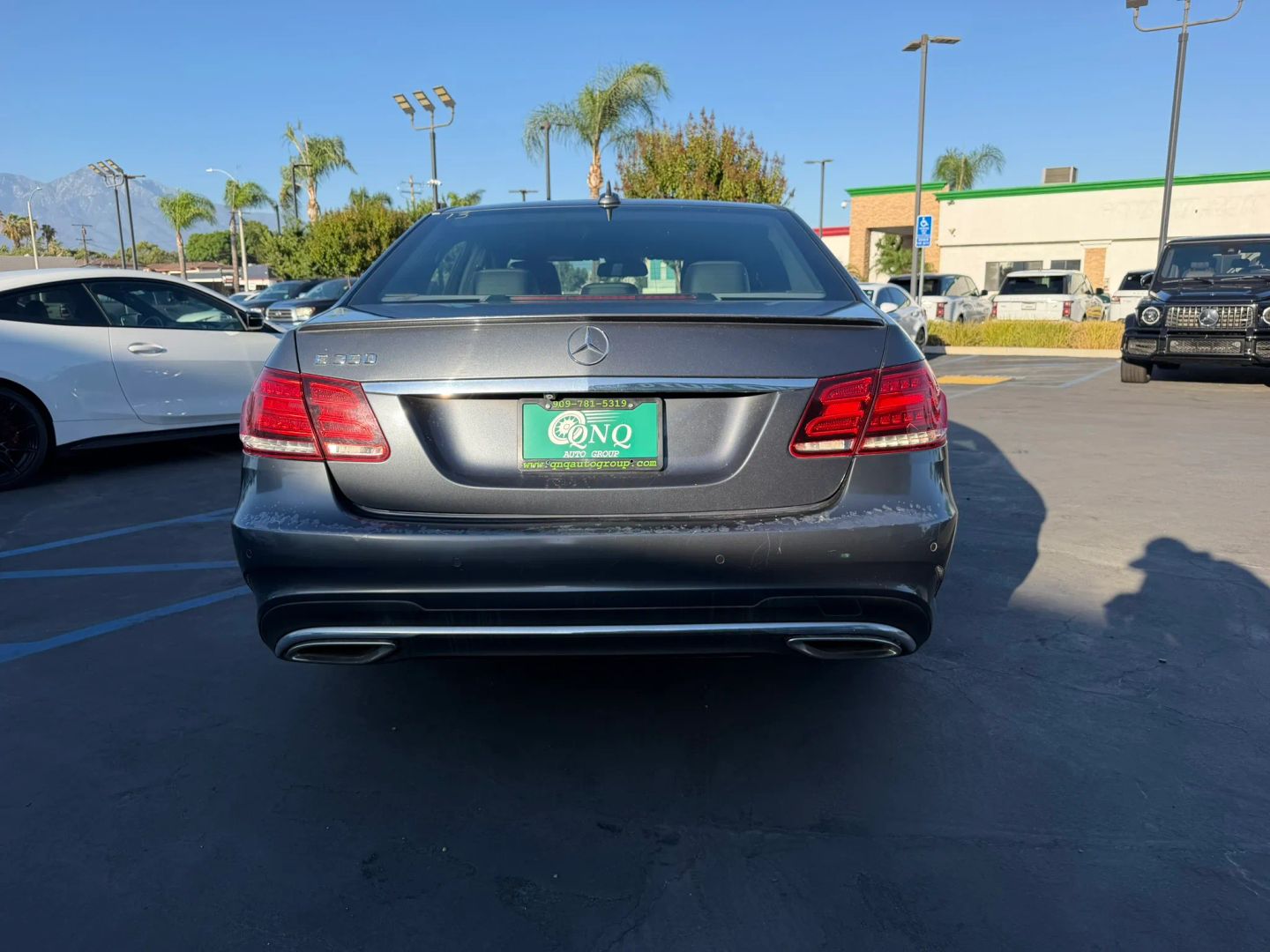 Photo 7 of this Mercedes-Benz E 350