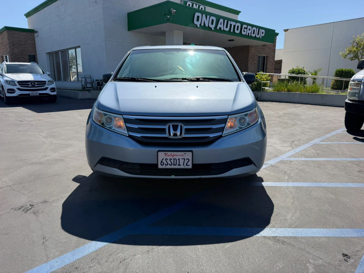 Photo 2 of this Honda Odyssey