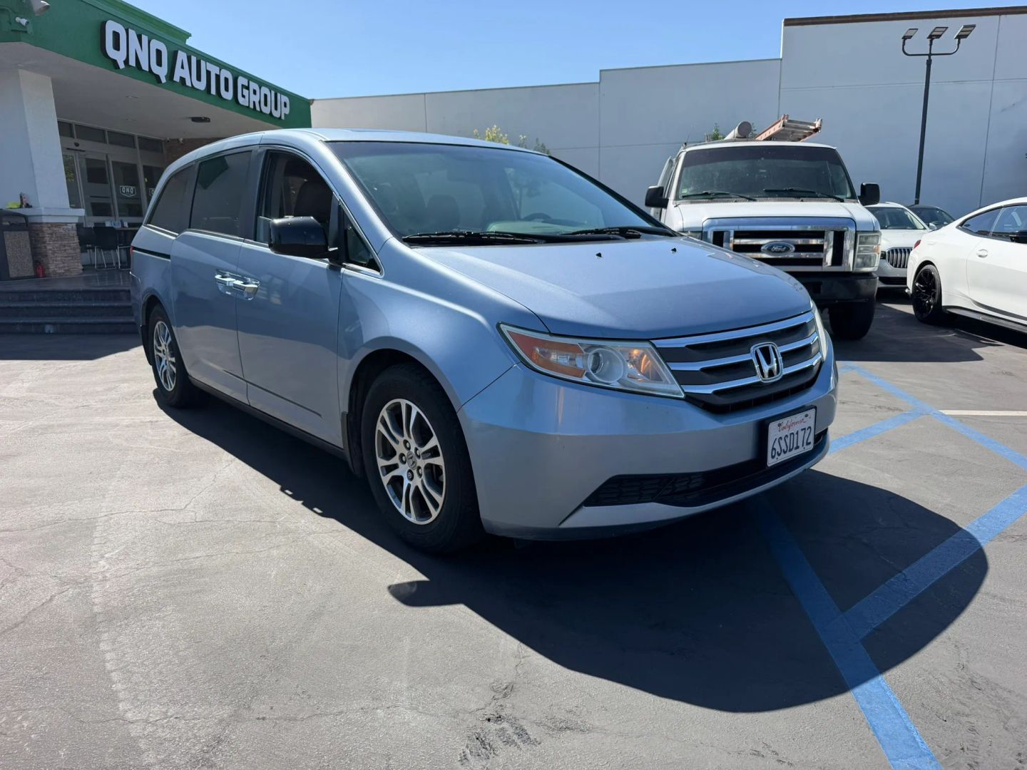 Photo 3 of this Honda Odyssey
