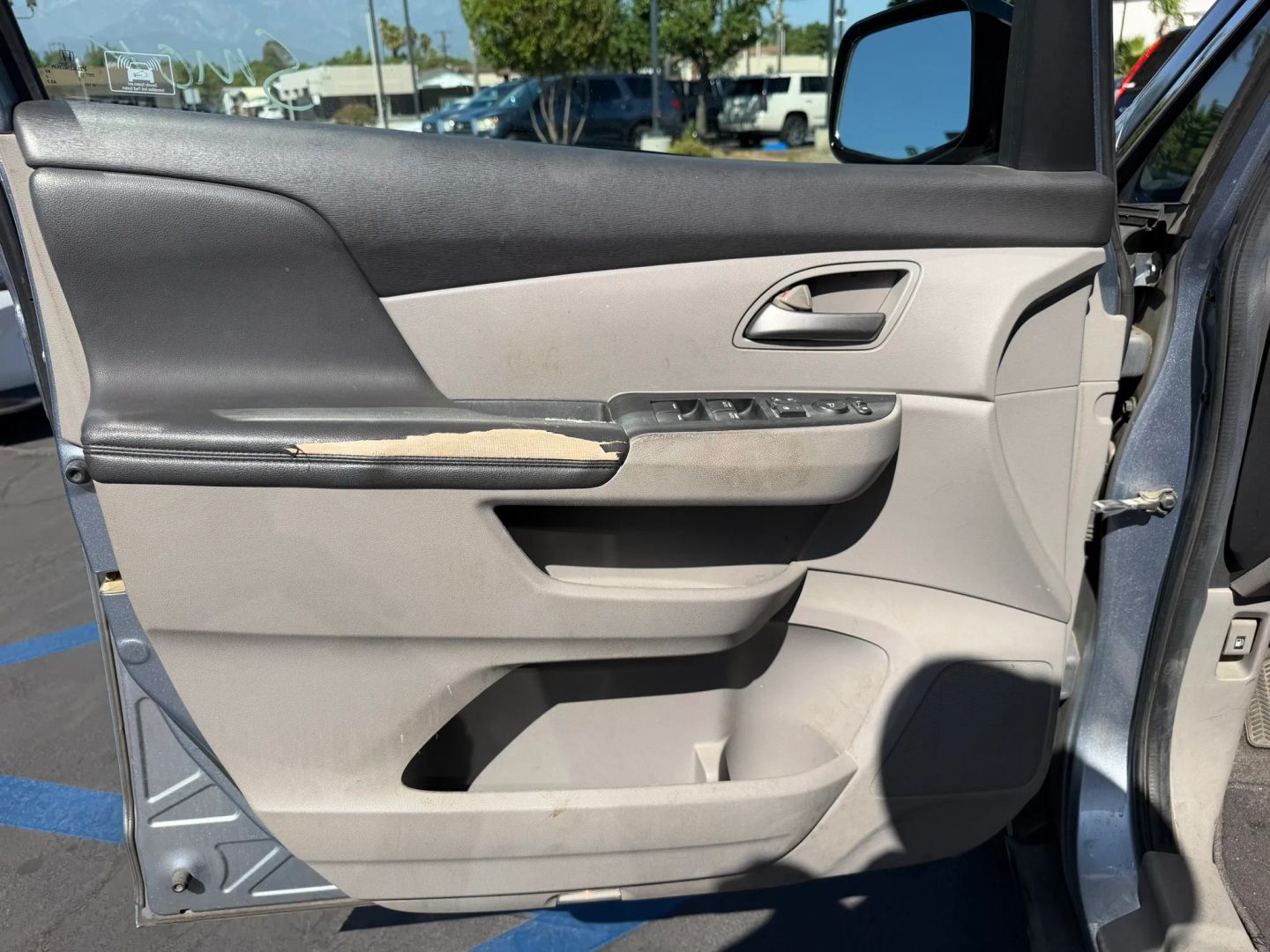 Photo 9 of this Honda Odyssey
