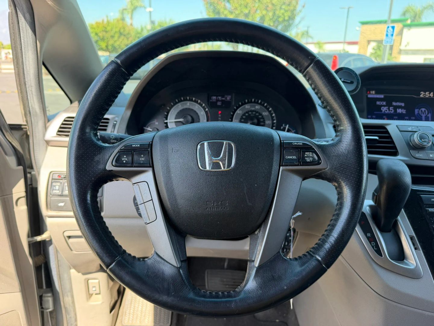 Photo 20 of this Honda Odyssey