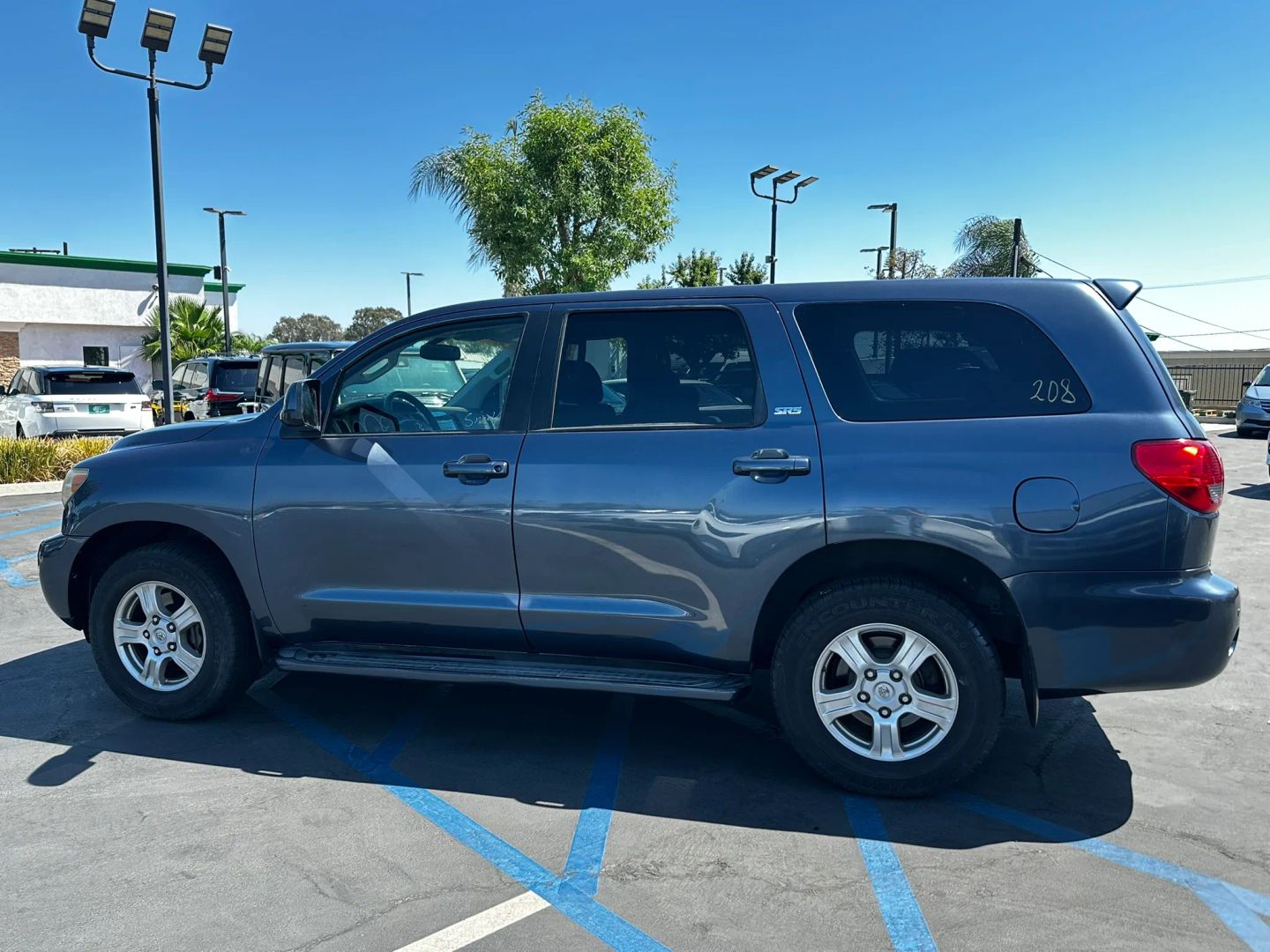 Photo 5 of this Toyota Sequoia
