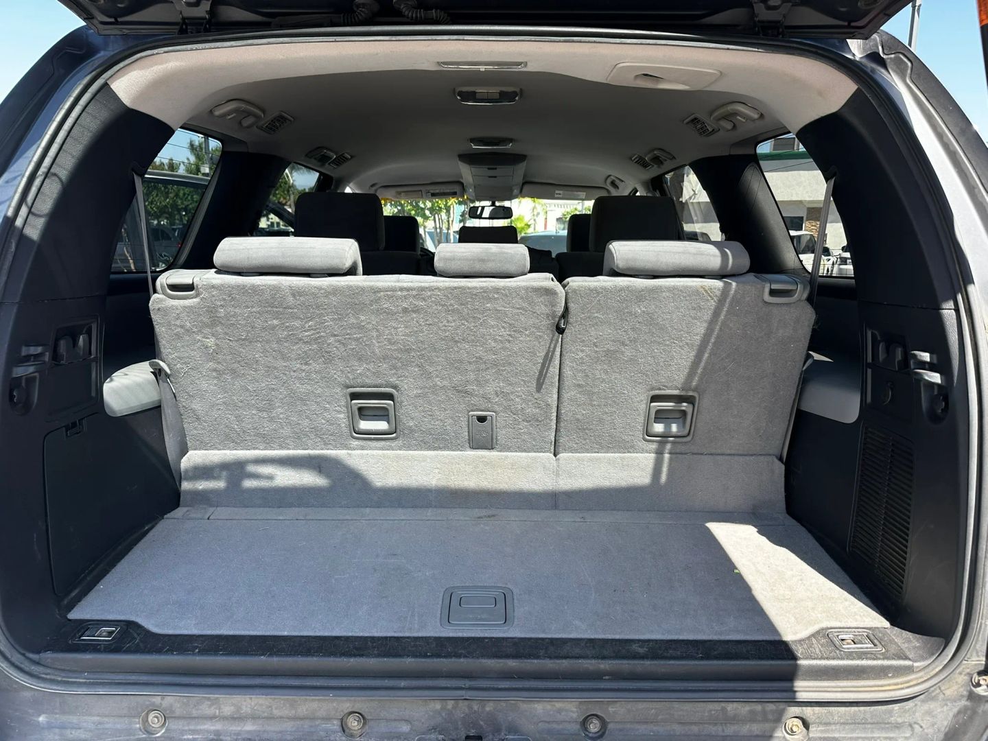 Photo 28 of this Toyota Sequoia
