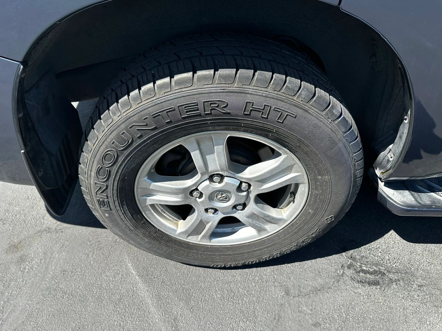 Photo 30 of this Toyota Sequoia