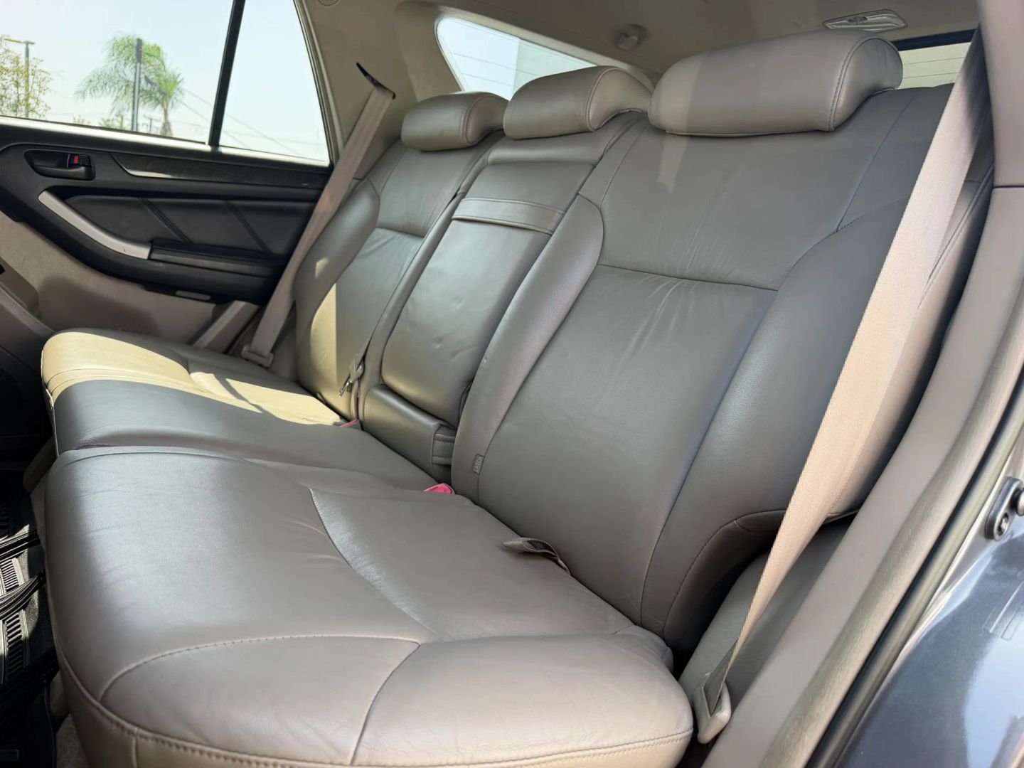 Photo 14 of this Toyota 4Runner