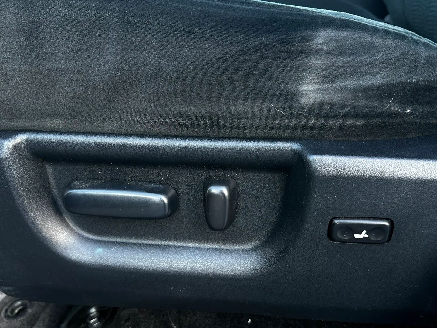 Photo 13 of this Toyota Sequoia