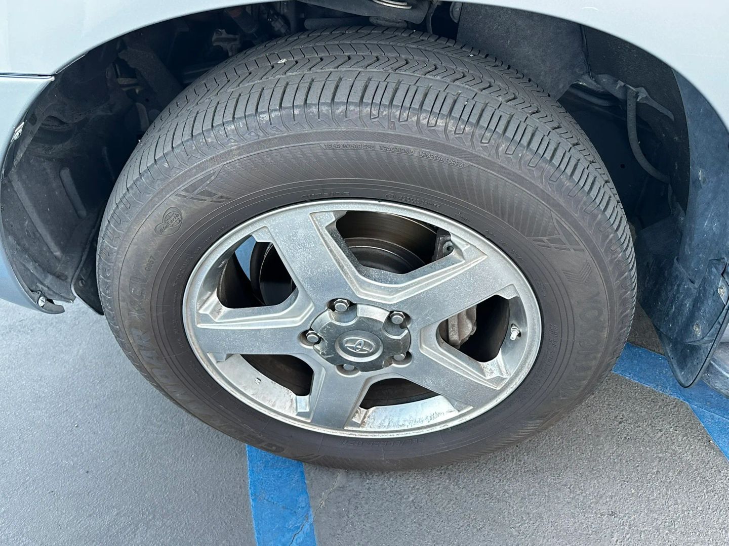 Photo 33 of this Toyota Sequoia