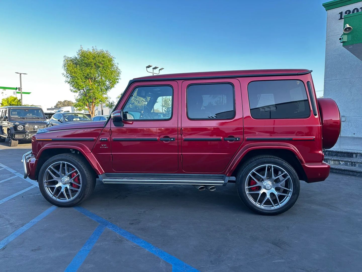 Photo 5 of this Mercedes-Benz AMG G 63