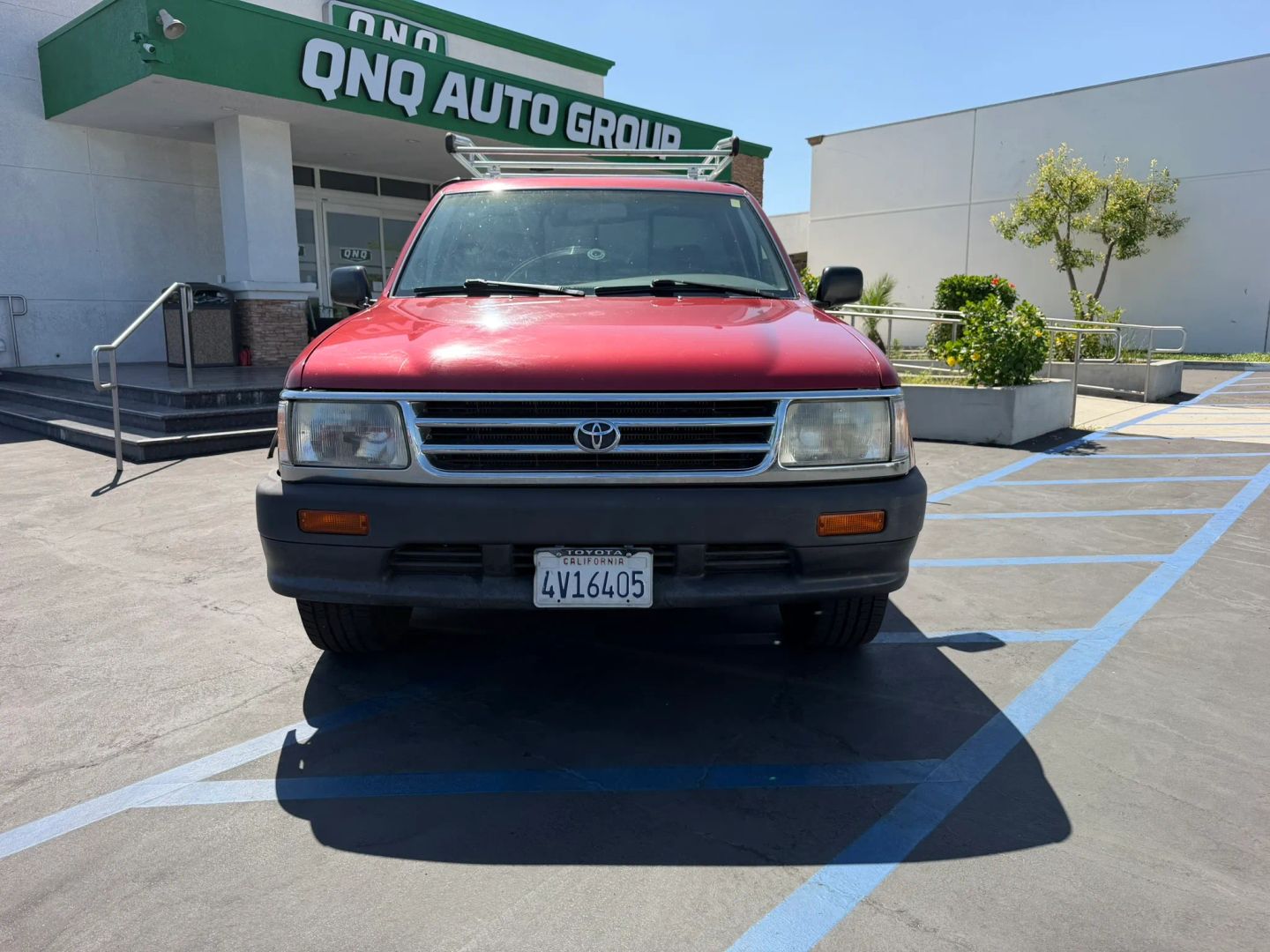 Photo 3 of this Toyota T100