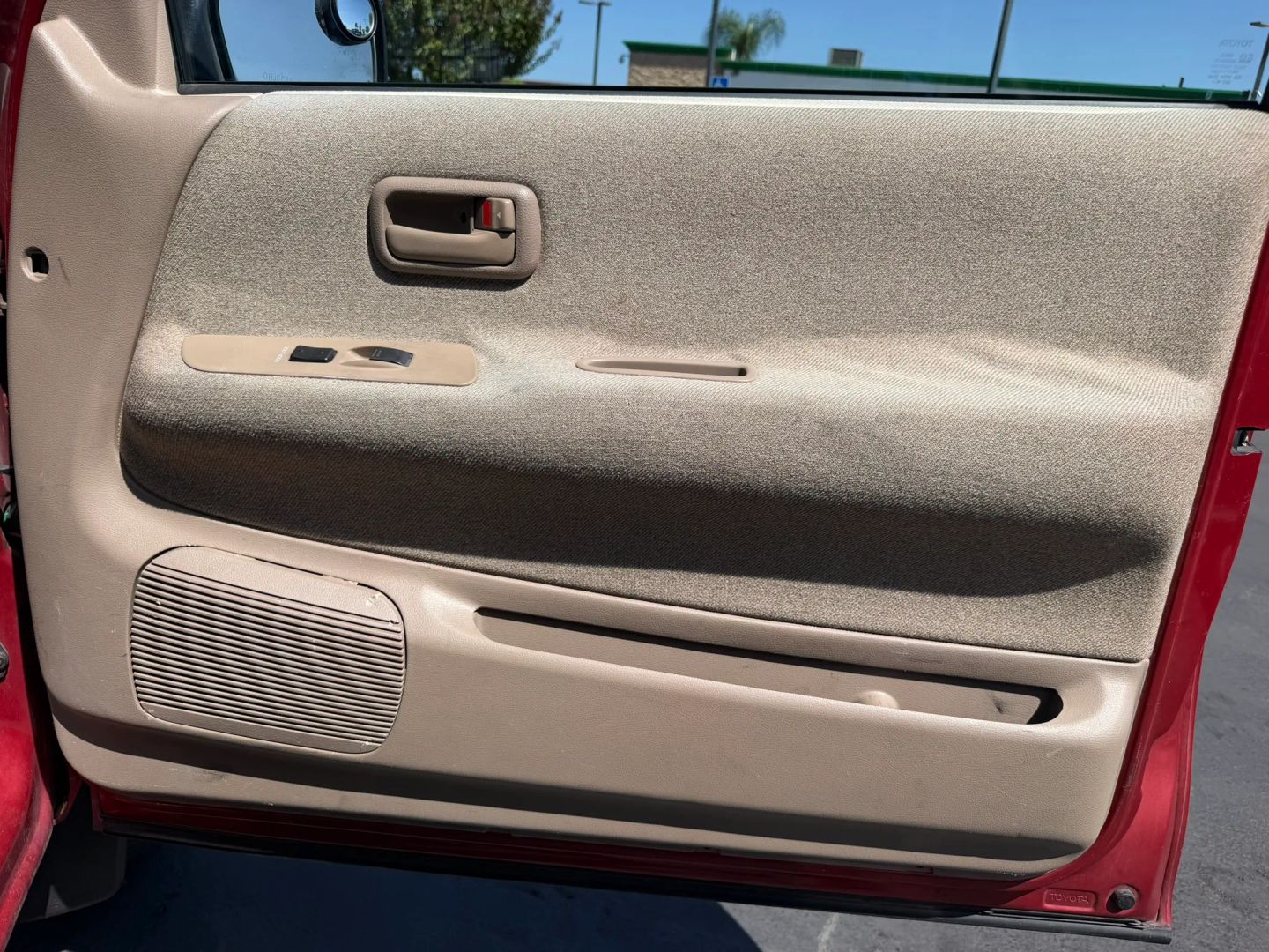 Photo 14 of this Toyota T100