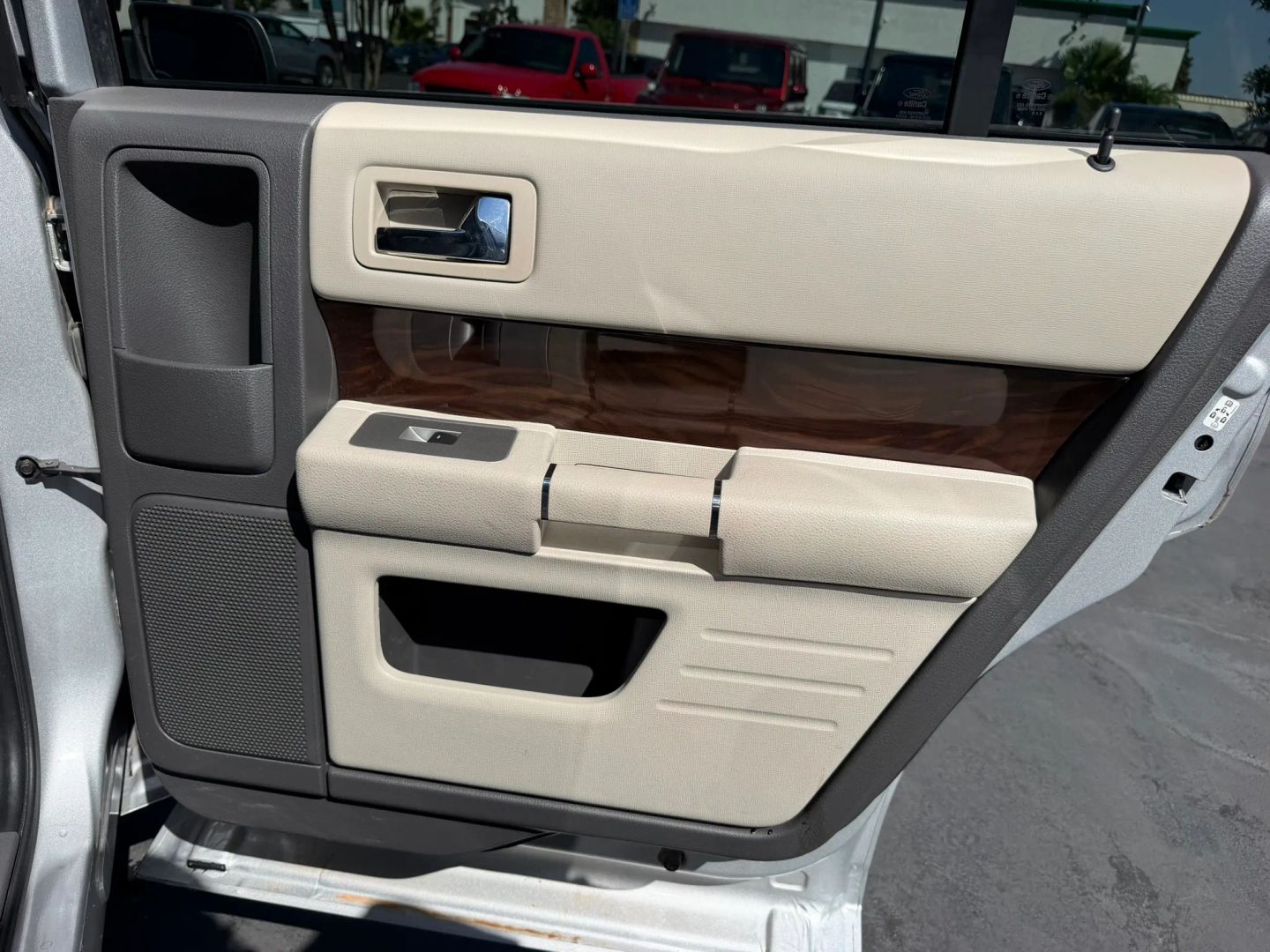 Photo 20 of this Ford Flex