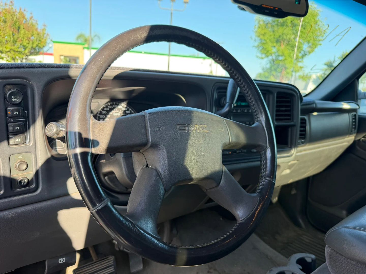 Photo 11 of this GMC Sierra 1500
