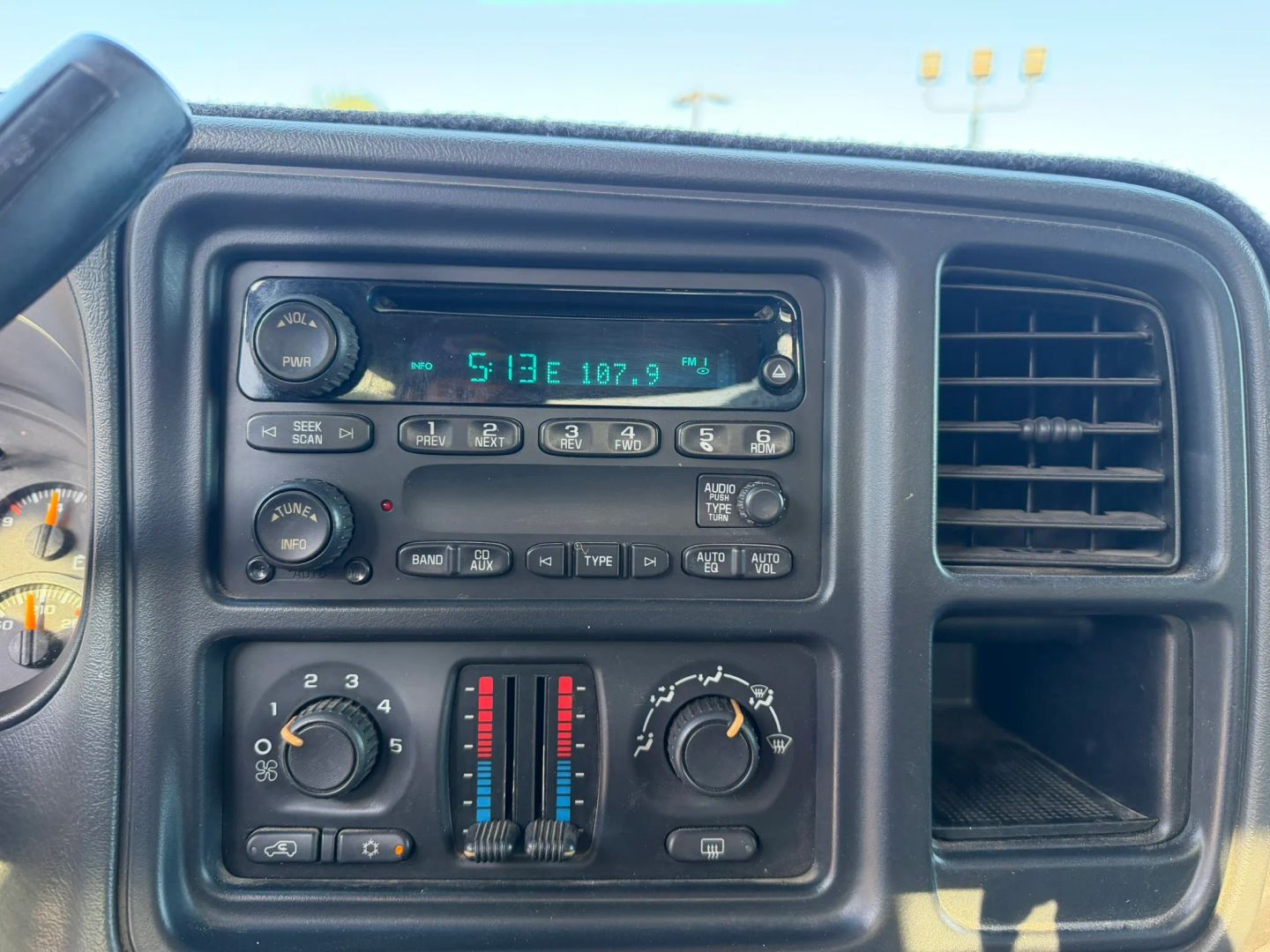 Photo 22 of this GMC Sierra 1500