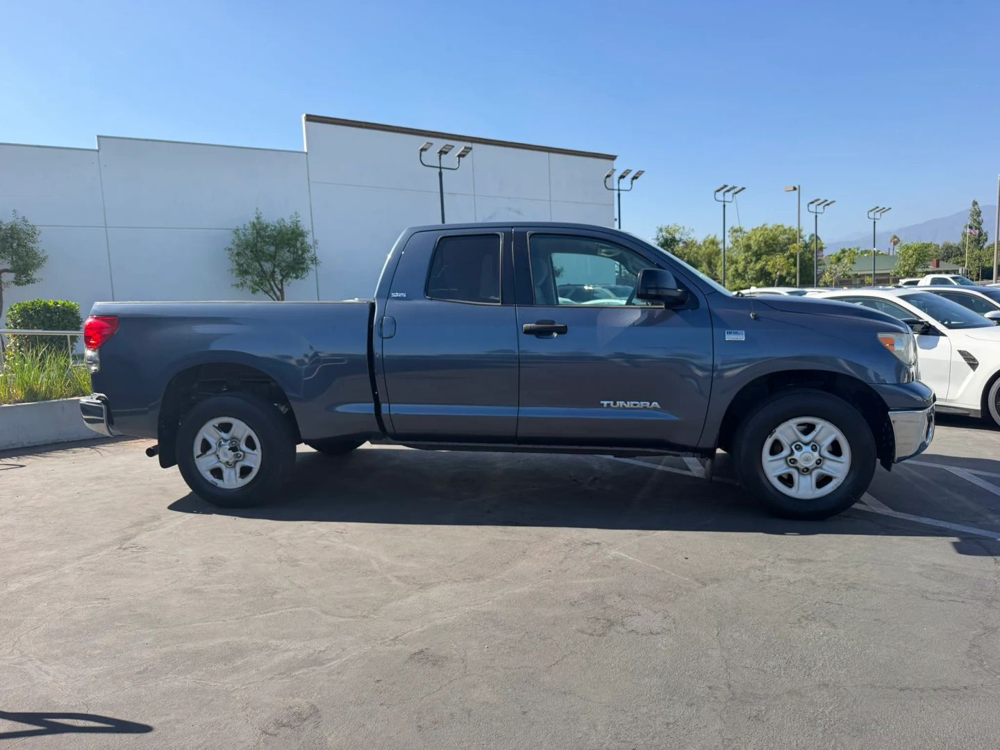 Photo 4 of this Toyota Tundra