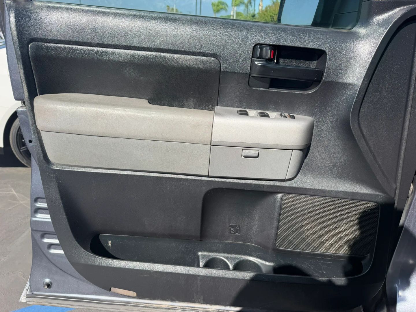 Photo 12 of this Toyota Tundra