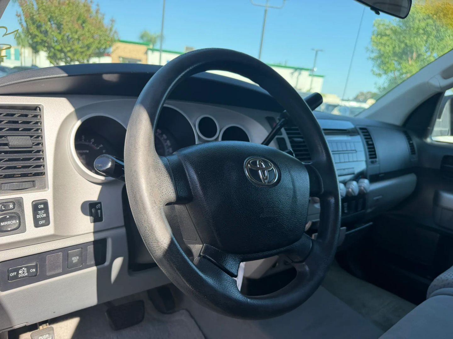 Photo 14 of this Toyota Tundra