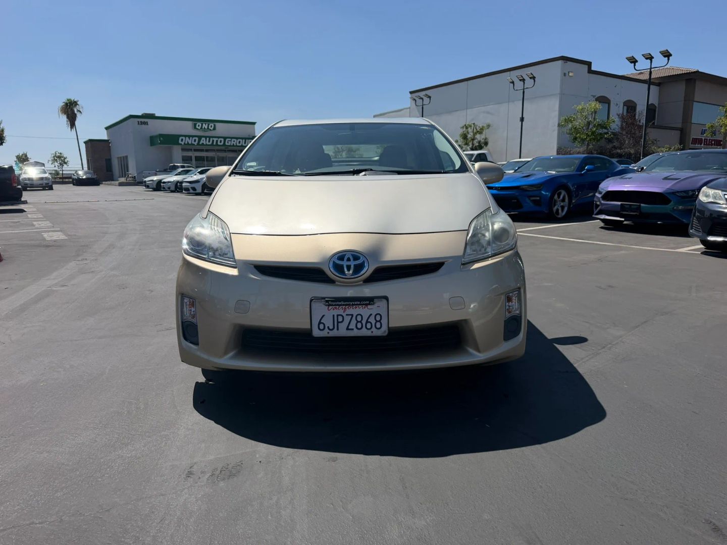 Photo 2 of this Toyota Prius